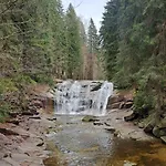 Harradise Plne Vybaveny Pod Mumlavskym Vodopadem, Na Ceste Na Hrebeny, Nejlepsi Vylety V Okoli, Zahrada Pro Relax I Deti, Lesy A Turisticke Trasy Hned Za Domem, Kousek Do Centra, Vybaveni Pro Deti 公寓 哈拉霍夫