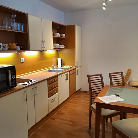 Apartmán Plne Vybaveny Pod Mumlavskym Vodopadem, Zahrada S Ohnistem, Idealni Vychozi Bod Pro Turistiku, U Cesty Na Hrebeny, Kousek Do Centra, Absolutni Klid, Vybaveny I Pro Deti, Wellness A Fitko Naproti